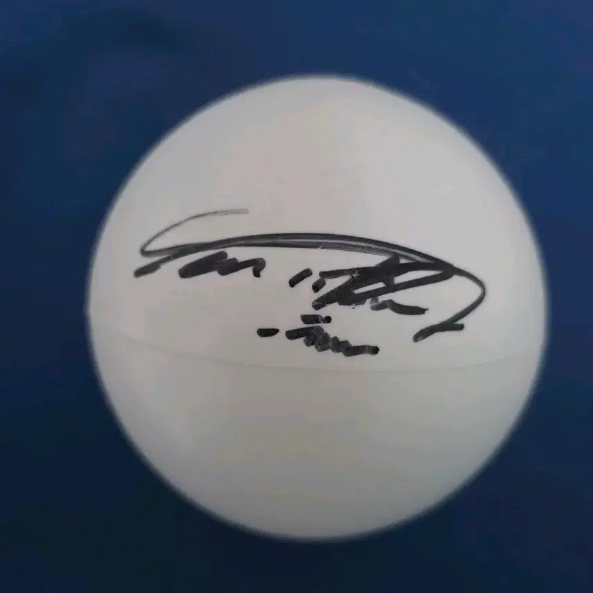 [BUNJANG] Taemin SHINee Signed Ball The Shining 2018 / 샤이니 태민 싸인 볼 더샤이닝 2018