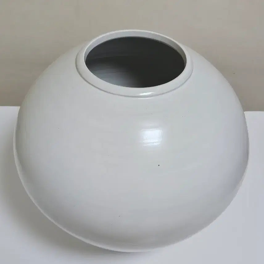 [BUNJANG] Large Matte Moon Jar (40cm) / 대형 무광 달항아리 1번 (40cm)