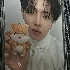 [BUNJANG] ATEEZ Hongjoong Mission Photocard Deja Vu / 에이티즈 애니티즈 인 데자부 홍중 미션포카
