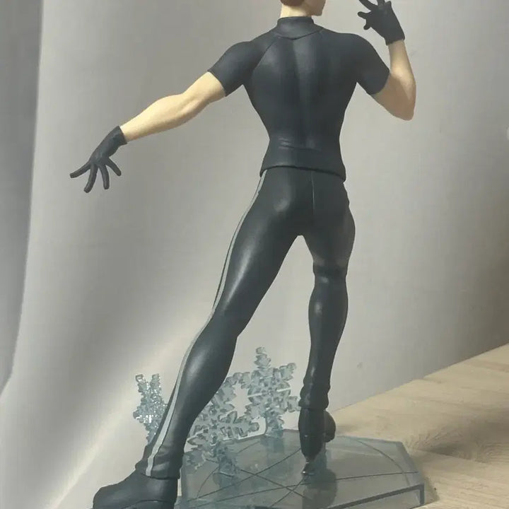 [BUNJANG] Medalist Akurajji Tsukasa Figure / 메달리스트 아케우라지 츠카사 피규어