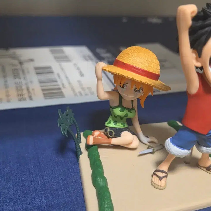 [BUNJANG] One Piece World Collectable Figure - Luffy &amp; Nami (Log Stories) / 원피스 월드 콜렉터블 피규어 로그 스토리즈 루피&amp;나미