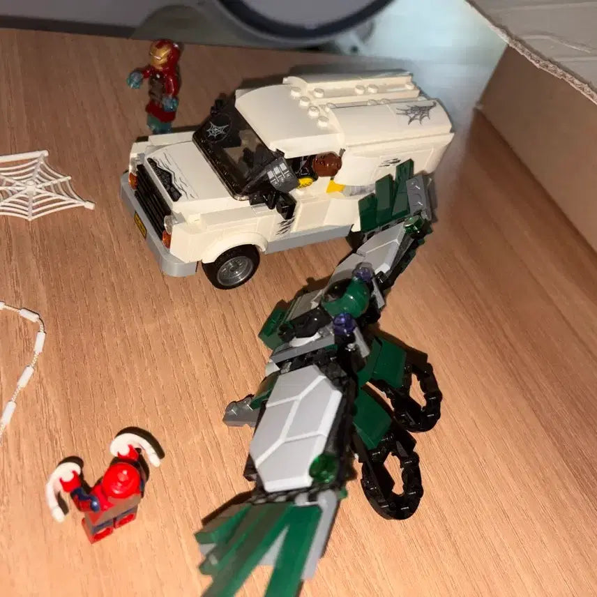 [BUNJANG] LEGO Spider-Man 76083 / 레고 스파이더맨 76083팝니다!