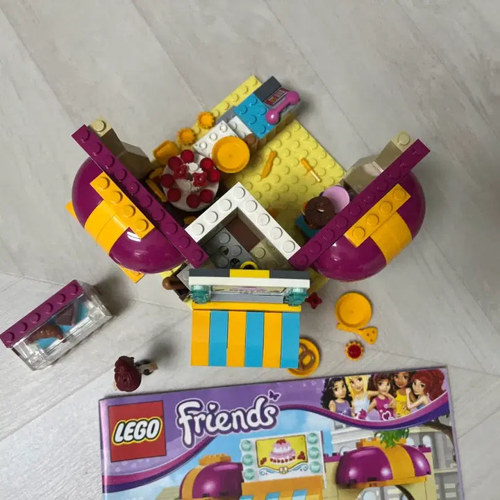 [BUNJANG] LEGO Friends 41006 Downtown Bakery Set with Instructions / 레고 프렌즈 41006 다운타운 베이커리(설명서포함)