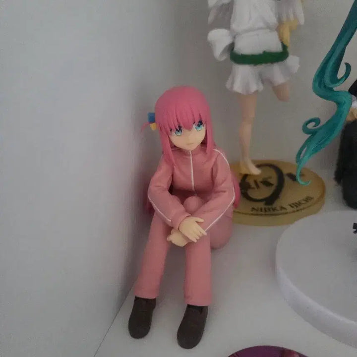 [BUNJANG] Bocchi the Rock! Bocchi Figure (Sealed) / 봇치더록 봇치 피규어 미개봉품 판매합니다(박스 손상x)