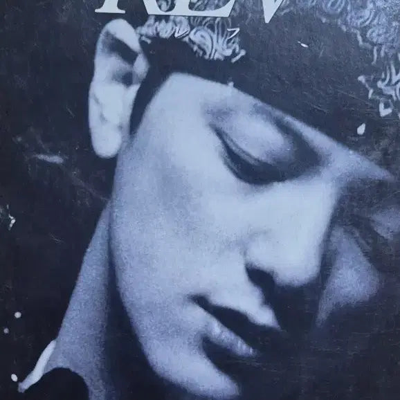 [BUNJANG] REV Kiss Kiss Camellia Diamond CD / Kiss Kiss 카멜리아 다이아몬드