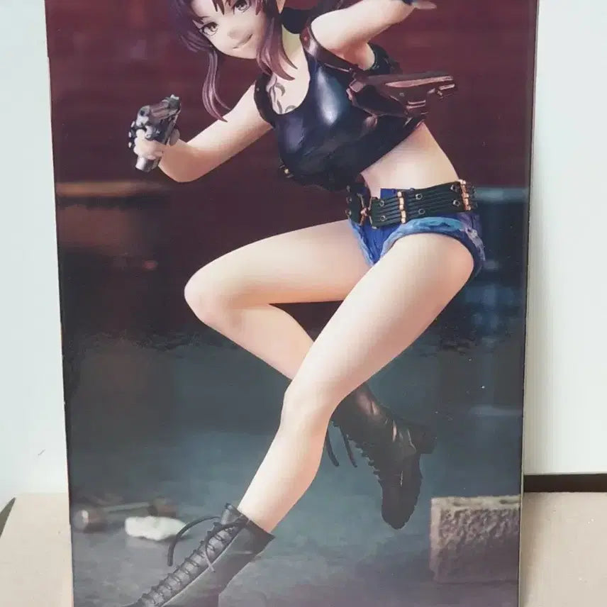 [BUNJANG] VIVIT Black Lagoon Revy Figure / VIVIT 블랙라군 레비 피규어