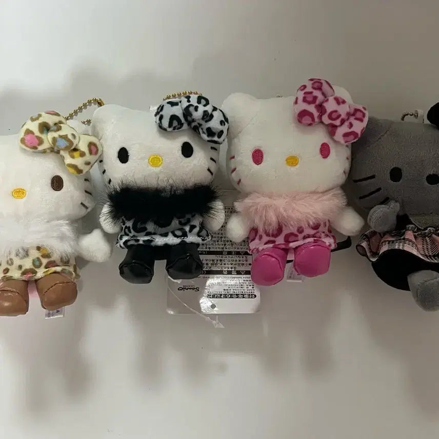 [BUNJANG] Sanrio Hello Kitty Plush Bundle Set / 산리오 헬로키티 인형 일괄