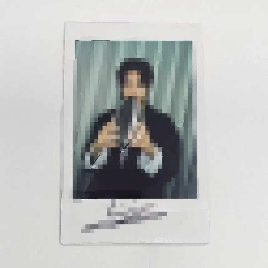 [BUNJANG] ATEEZ Wooyoung Signed Polaroid / 에이티즈 우영 사인 싸인 폴라 ateez woowoung polaroid