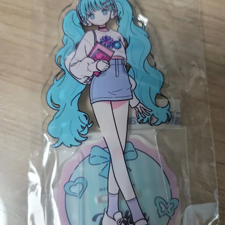 [BUNJANG] Vocaloid Hatsune Miku Acrylic Stand (Sealed) / (미사용 미개봉) 보컬로이드 하츠네미쿠 아크릴스탠드