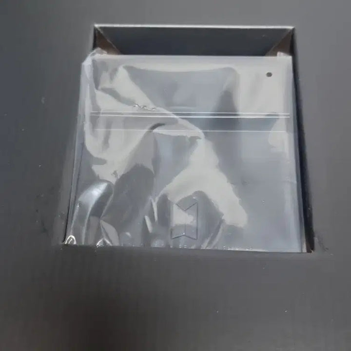 [BUNJANG] BTS Merch Box 8 (Sealed Components) / [구성품 미개봉] 방탄 머치박스 8
