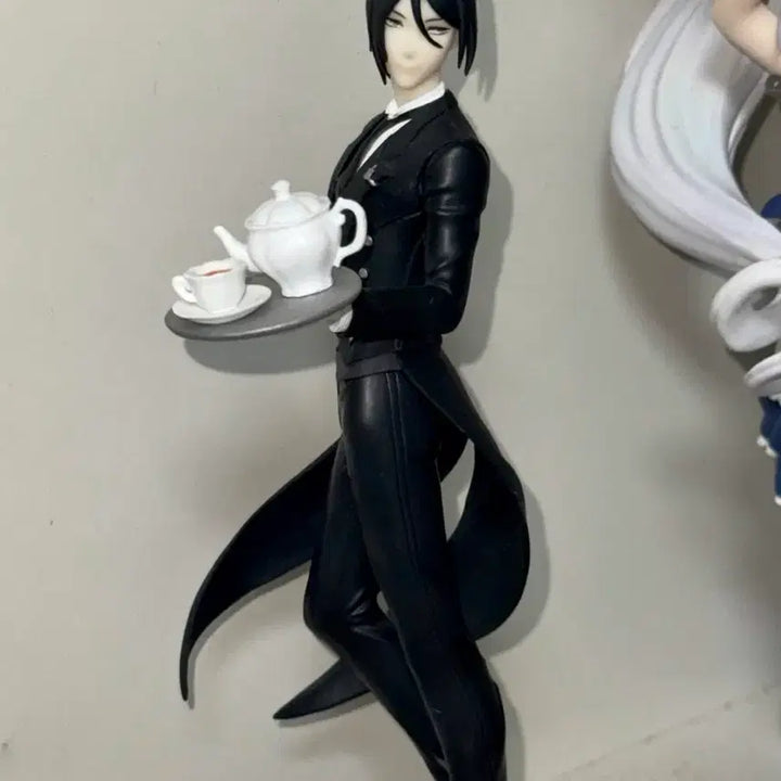 [BUNJANG] Black Butler Sebastian Figure / 흑집사 세바스찬 피규어