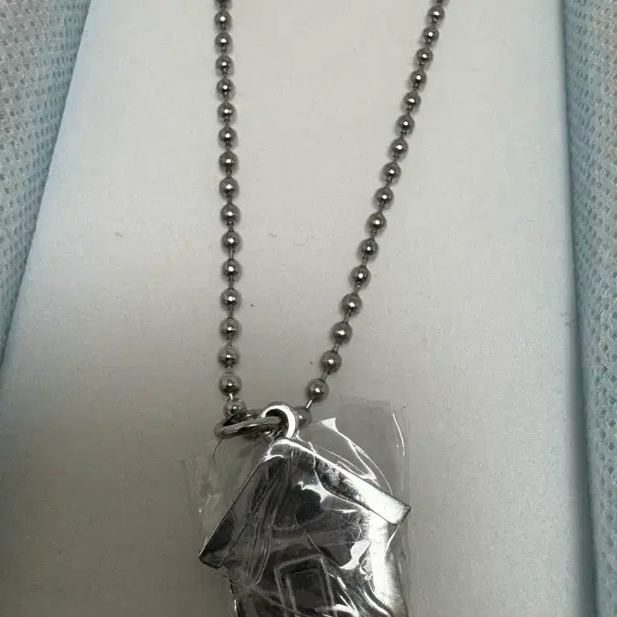 [BUNJANG] BOYNEXTDOOR 2nd Anniversary Necklace Unhak / 보넥도 2주년 목걸이 운학
