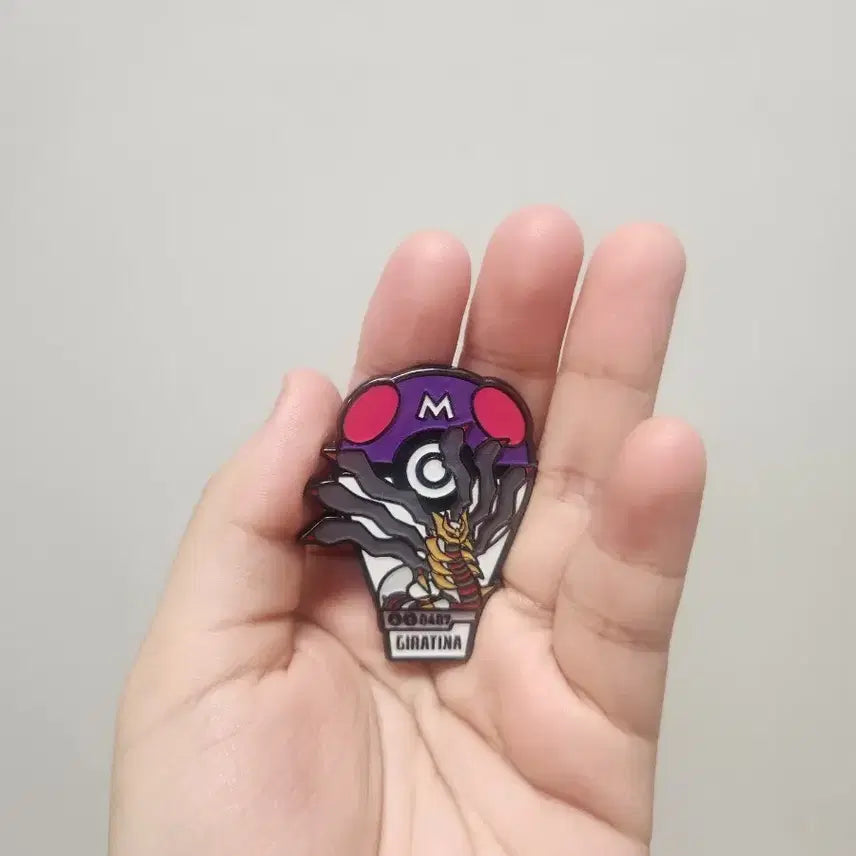 [BUNJANG] Lotte World Giratina Pokemon Badge / 롯데월드 포켓몬 기라티나 뱃지