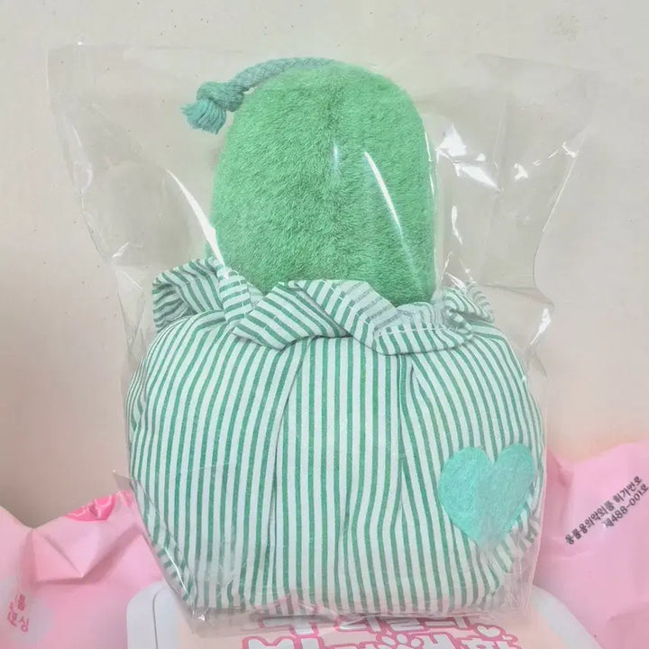 [BUNJANG] Vintage Vegetable Club Cucumber Doll / 고전 빈티지 베지터블 클럽 오이 큐리 큐컴버 인형