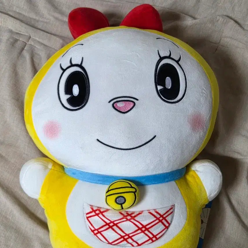 [BUNJANG] Doraemon Dorami Large Plush Cushion / 도라에몽) 빅도라미 애착쿠션 모찌인형