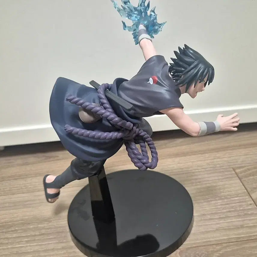 [BUNJANG] Gigo Naruto Sasuke Figure (Opened) / 나루토 gigo 피규어 사스케 개봉품