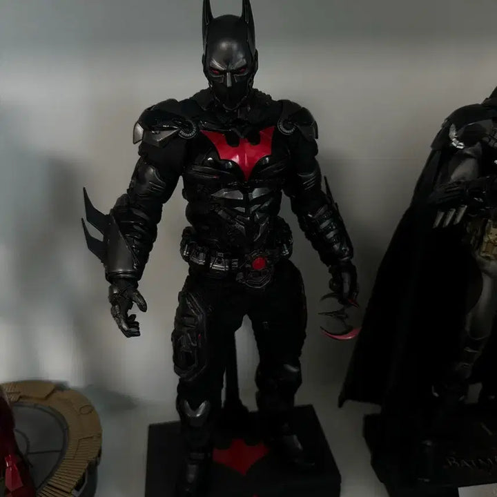 [BUNJANG] Hot Toys Arkham Knight Beyond Batman Figure / 핫토이 아캄나이트 비욘드 배트맨