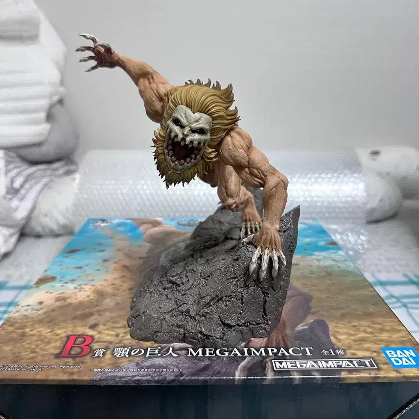 [BUNJANG] Attack on Titan Jaw Titan Figure (Opened) / 택포18)제일복권 진격의 거인 B상 턱거인 개봉품