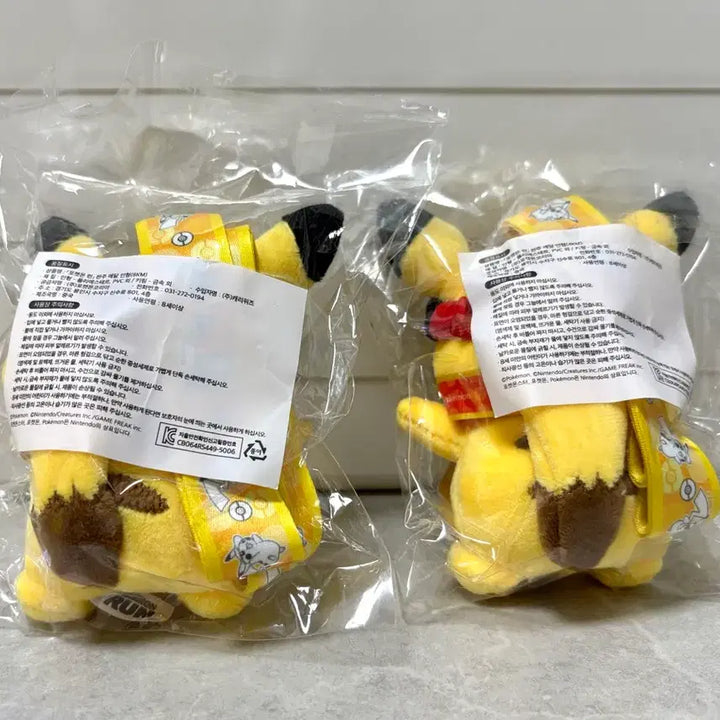 [BUNJANG] Pokemon Run Jeju Gold Medal Silver Medal Pikachu Doll Bundle Set / 포켓몬런 제주 금메달 은메달 피카츄 인형 일괄
