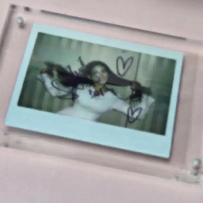 [BUNJANG] Jeon Somi IOI Signed Polaroid / 전소미 폴라로이드 ioi 아이오아이