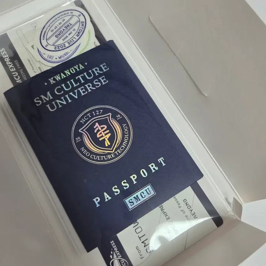 [BUNJANG] TAEYONG 2022 SMTOWN LIVE Passport Set / 태용 2022 슴콘 여권세트