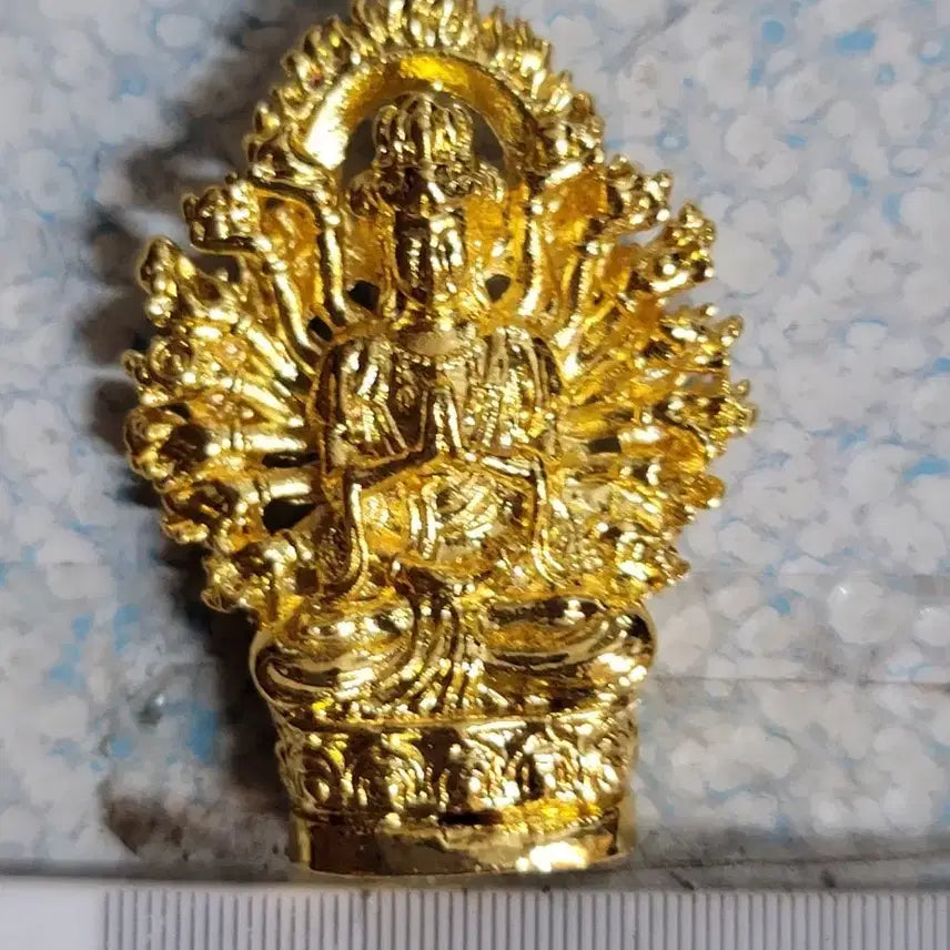 [BUNJANG] Gilt Bronze Lotus Buddha Statue (Kwanseum/Vairocana) / ㅎ184.금동연꽃.불교.해탈.부처님.호신불.괴불.불상.관세음.비로자나불.금화.은화