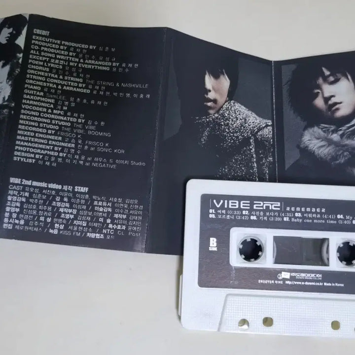 [BUNJANG] Vibe 2nd Album (Unsealed Cassette Tape) / 바이브 2집 (개봉 카세트테이프) 사진을 보다가, 오래 오래