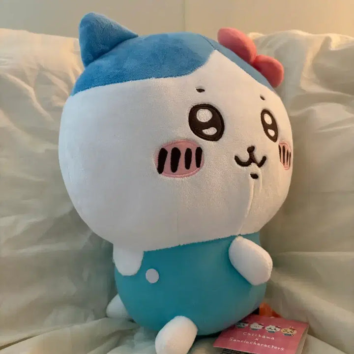 [BUNJANG] Sanrio (Authentic) Hello Kitty Hachitore Large Plush / (정품) 키티 하치와레 대형 인형