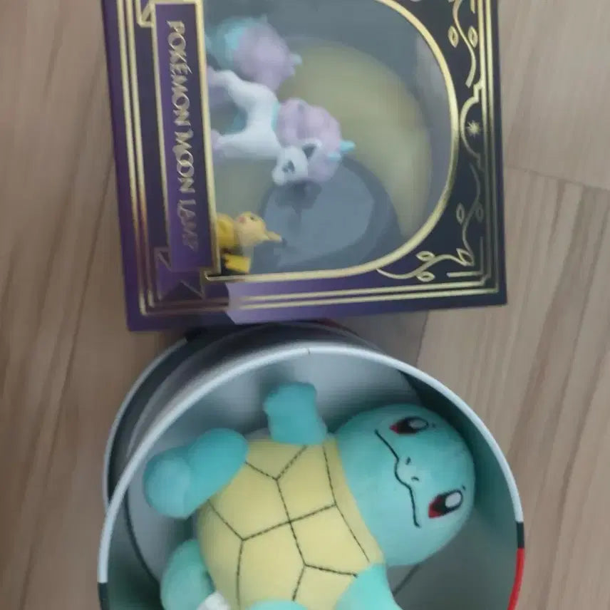 [BUNJANG] Pokemon Squirtle Tin Case Plush &amp; Mood Lamp Set / 포켓몬스터 꼬부기 틴케이스 인형&amp;무드등 세트