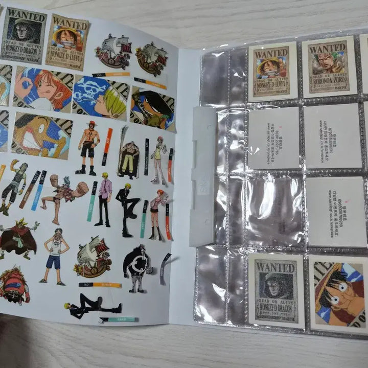 [BUNJANG] Shani One Piece Bouncing Sticker Sticker Book Bundle Set / 원피스빵 띠부띠부씰 북 씰북 스티커 샤니 일괄