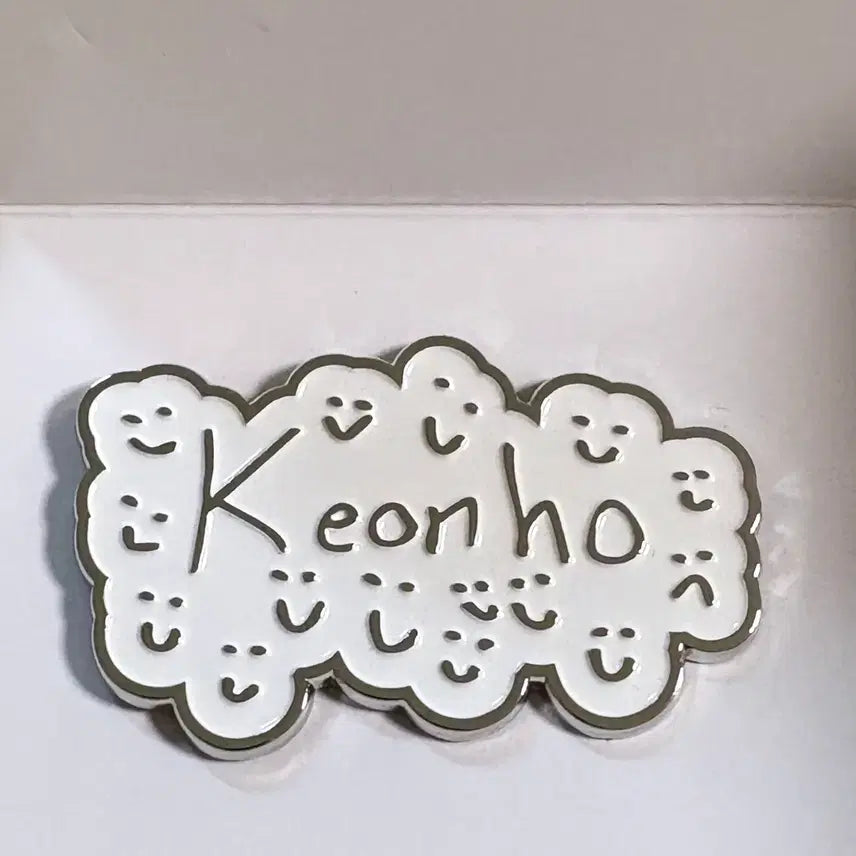 [BUNJANG] ONEUS Kortis PYPD Japan Tour Random Badge Gunhee / 코르티스 PYPD 일본투어 랜덤 뱃지 건호