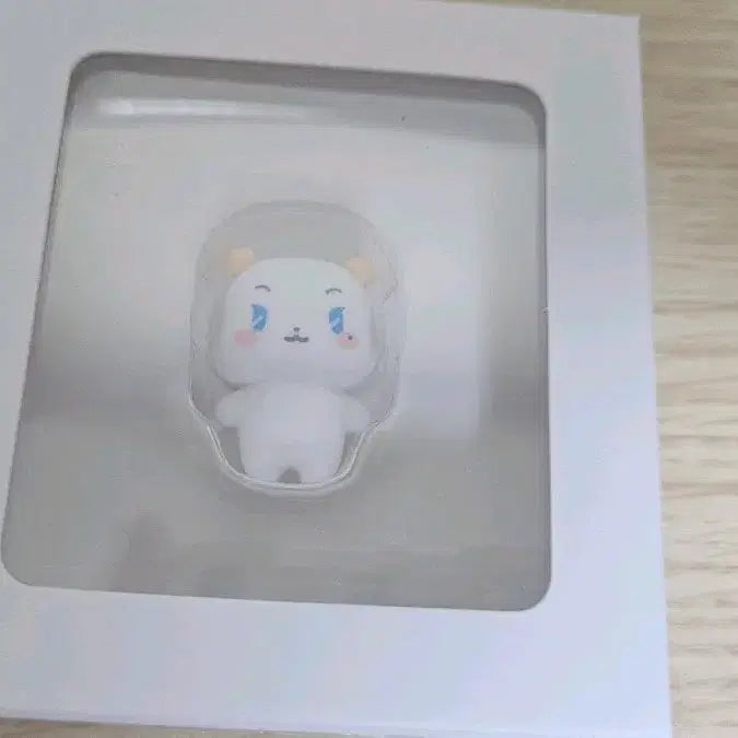 [BUNJANG] PLAVE MMemiMu Mwa Cable Sealed / 플레이브 므메미무 뫄 케이블 미개봉