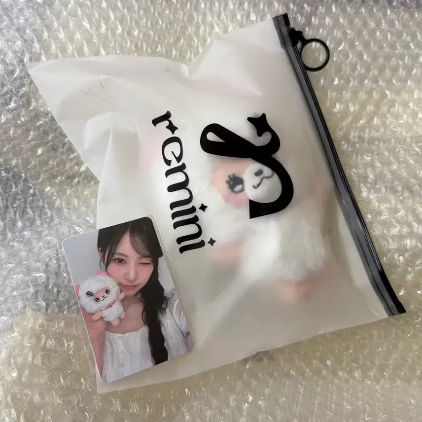 [BUNJANG] Resene Remini Remi Lipp First Edition Photocard (Sealed) / 미개봉) 리센느 레미니 리뿌 초판 리브 포카 포함