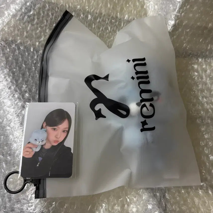 [BUNJANG] RE:SENE Reminiscing Minami Photocard (First Edition, Sealed) / 미개봉) 리센느 레미니 밍 초판 미나미 포카 포함