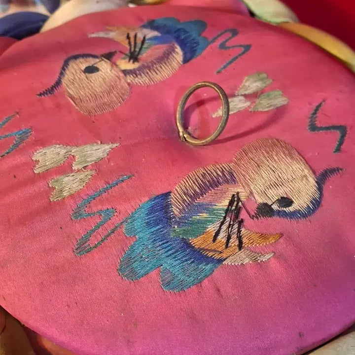 [BUNJANG] Antique Mandarin Duck Hand-Embroidered Sewing Box / 옛날 원앙 손자수 반짇고리 함