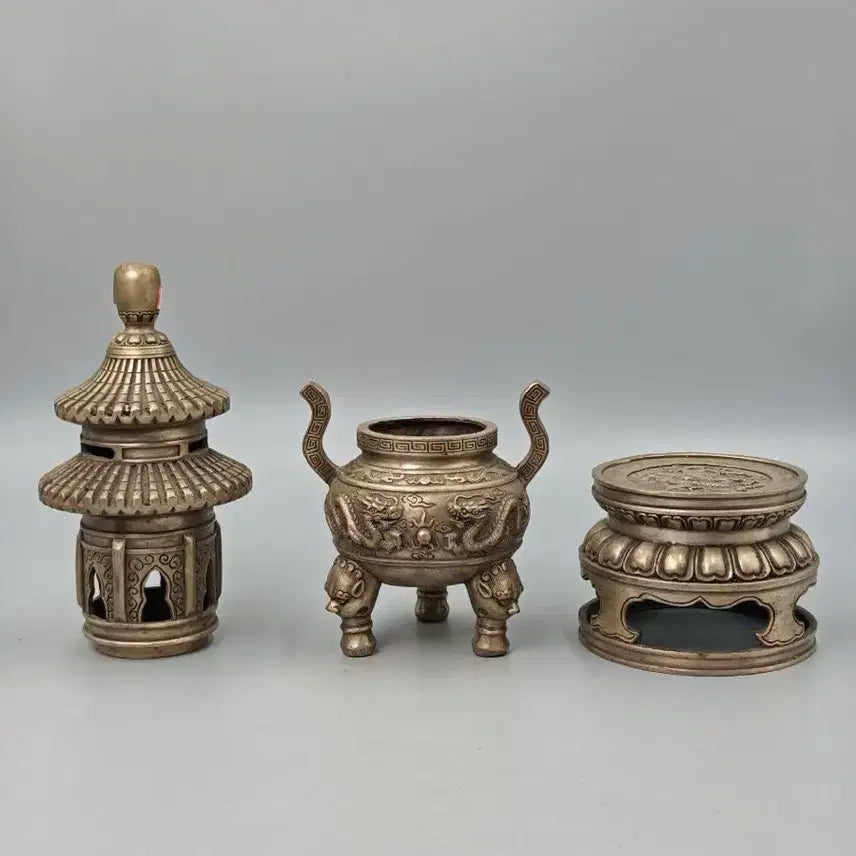 [BUNJANG] Qianlong Mark White Bronze Five-Clawed Dragon Motif Tiered Tripod Censer Chinese Antique Art / 건륭년제 백동제 오조용문 누각형 삼족 향로 중국 골동품 고미술품 수집품