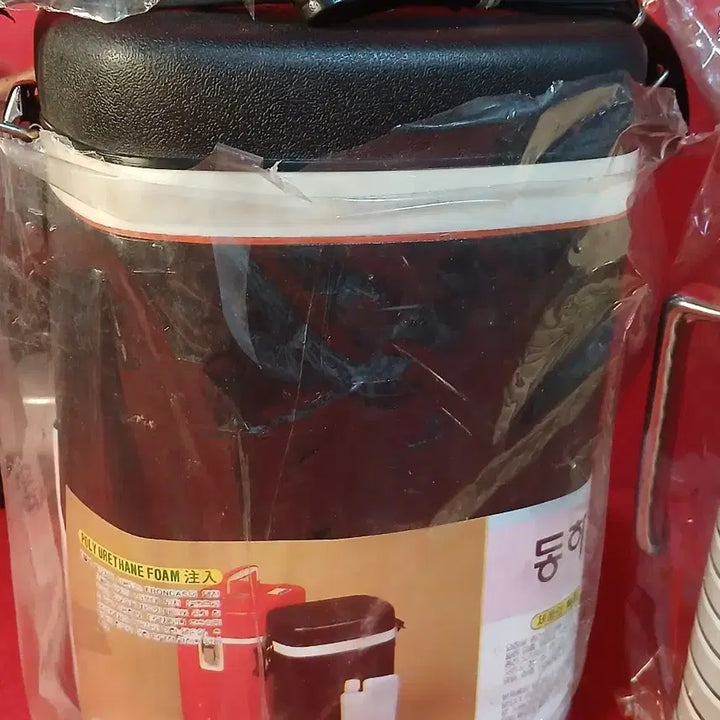 [BUNJANG] Vintage Insulated Rice Cooker and Water Bottle Set / 80년대 보온밥통과 보온물통
