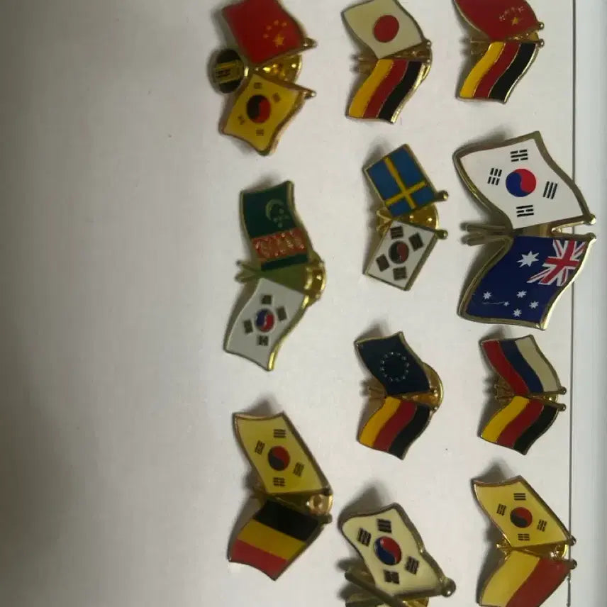 [BUNJANG] National Flag Badge Set (12 Pieces) / 국기 뱃지 12개 세트