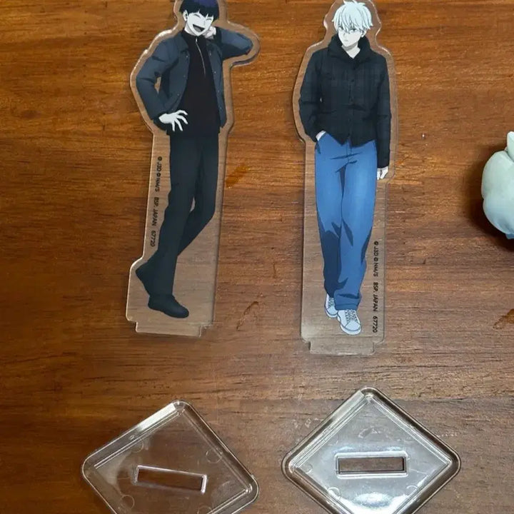 [BUNJANG] Kaiju No. 8 Acrylic Stand &amp; Onemu-tan Bundle Set / [일괄] 괴수8호 아크릴 스탠드 굿즈, 오네무탄