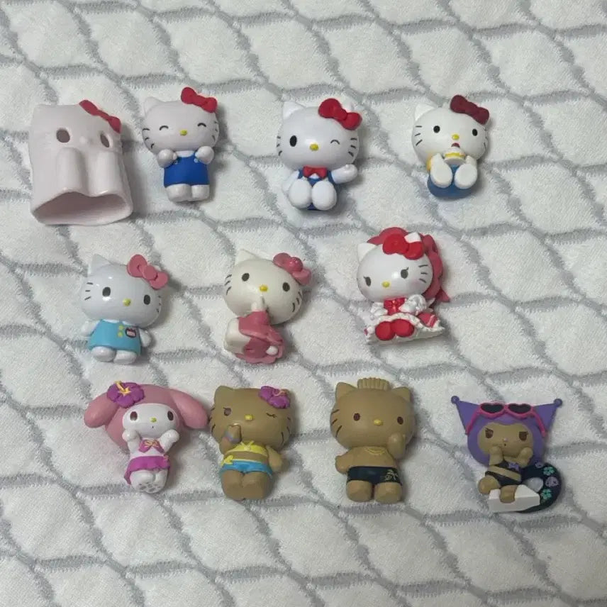 [BUNJANG] Sanrio Hello Kitty Figure Gacha Bundle Set / 헬로키티 피규어 가챠 일괄