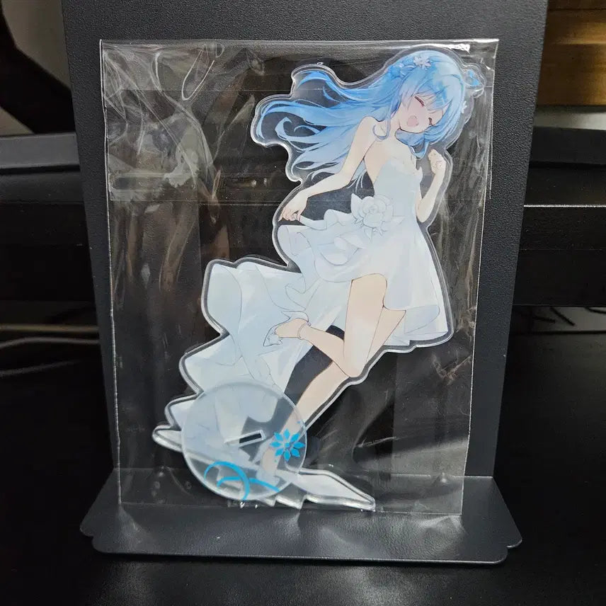 [BUNJANG] Stellive Arashi Tabi Wedding Dress Double-Sided Acrylic Stand / 스텔라이브 아라하시 타비 웨딩 드레스 양면 아크릴 스탠드