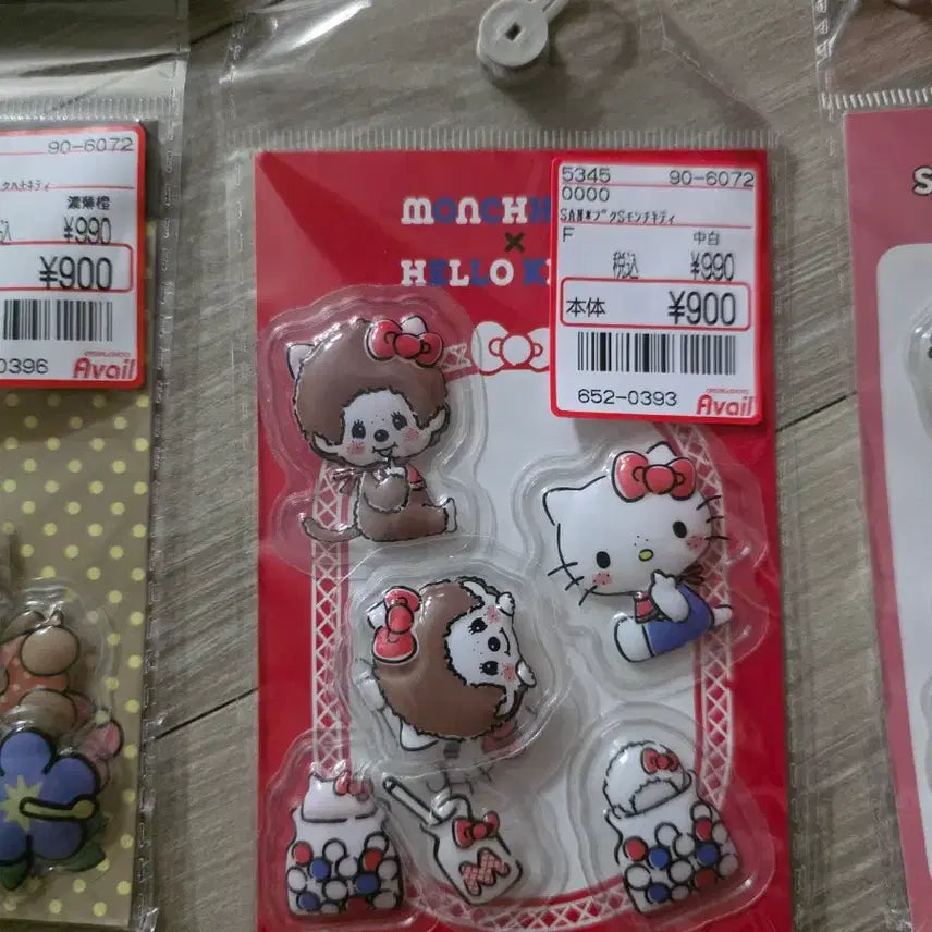 [BUNJANG] Sanrio Characters 8-Piece Set (Hello Kitty, Monchhichi, Usahana, Kuromi, Pompompurin, etc.) / 산리오 아베일 키티 몬치치 우사하나 쿠로미 폼폼푸린 등 8종 세트