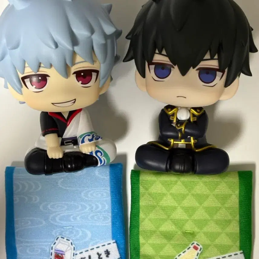[BUNJANG] Gintama Gintoki &amp; Hijikata Lookup Figures Bundle (Including Exclusive Cushion) / 은혼 긴토키, 히지카타 룩업 일괄 (특전 방석 포함)