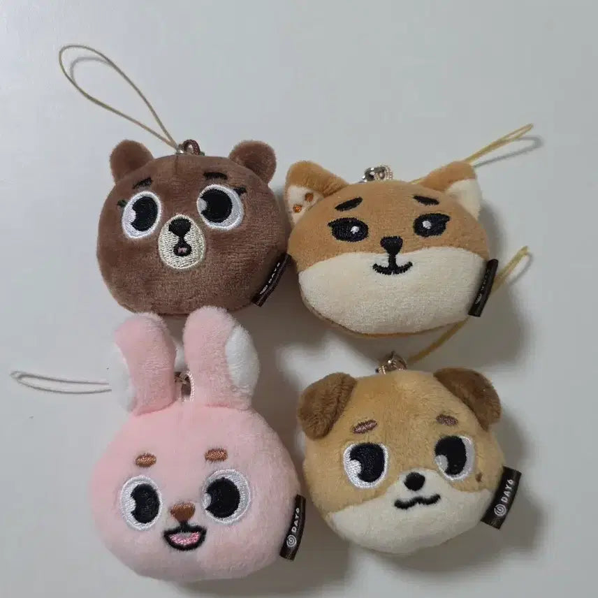 [BUNJANG] Day6 Bundle Set Denimals Minibong Face Keyring / 일괄)데이식스 시크릿 미니 페이스키링 데니멀즈 방케필돈