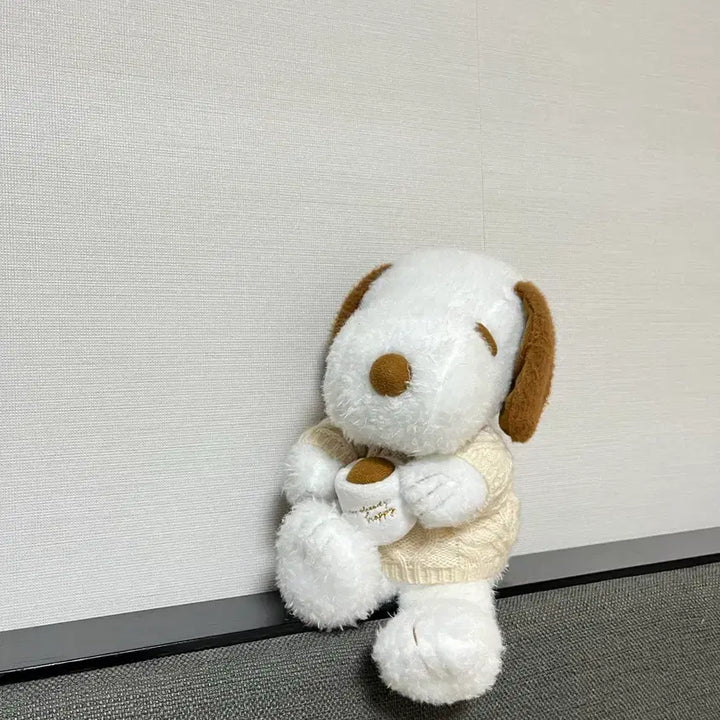 [BUNJANG] Snoopy Knit Doll (Beige) / 스누피 인형 베이지색 니트