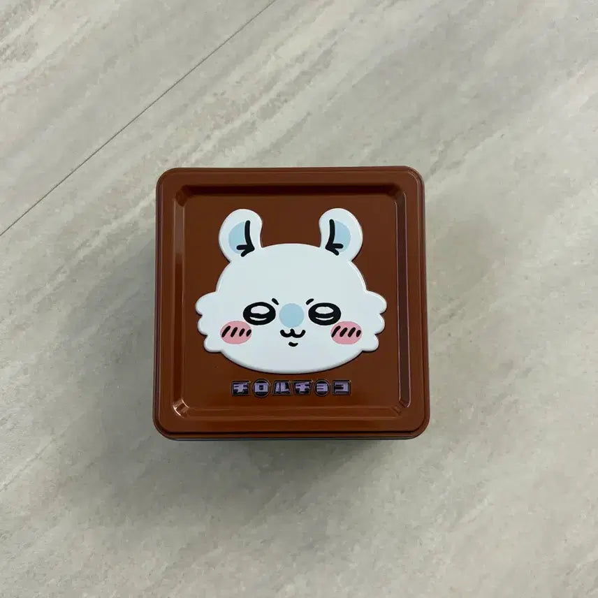 [BUNJANG] Chiikawa Momonga Tin Case / 치이카와 티롤 초코 틴케이스 모몽가