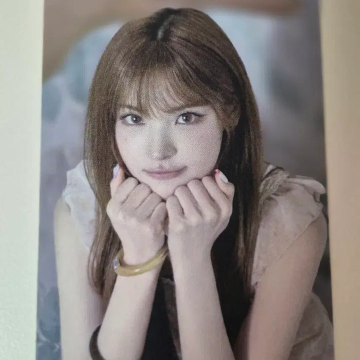 [BUNJANG] IZNA MAI HMV "Handle With Care" Photocard / 현물) izna 이즈나 HANDLE WITH CARE 덤핫 HMV 마이