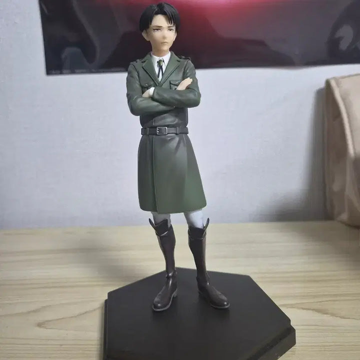 [BUNJANG] Pop Up Parade Attack on Titan Levi Ackerman Figure / 팝업 퍼레이드 진격의 거인 리바이 피규어 판매합니다