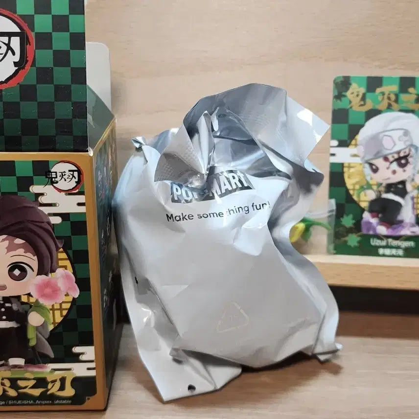 [BUNJANG] Popmart Tengen Uzui Birth Flower Figure / 귀멸 팝마트 탄생화 텐겐