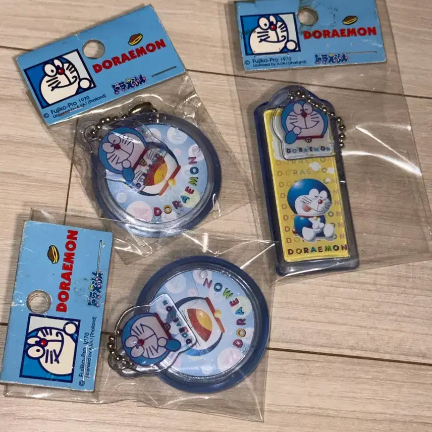 [BUNJANG] Doraemon Classic Keychain / 고전문구 도라에몽 키링